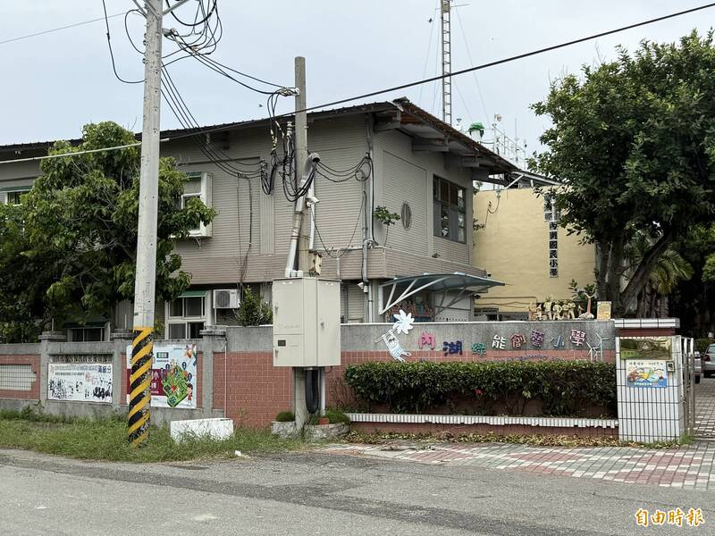 可以嗎？丁學忠看板設投開票所外 雲林選委會說話了