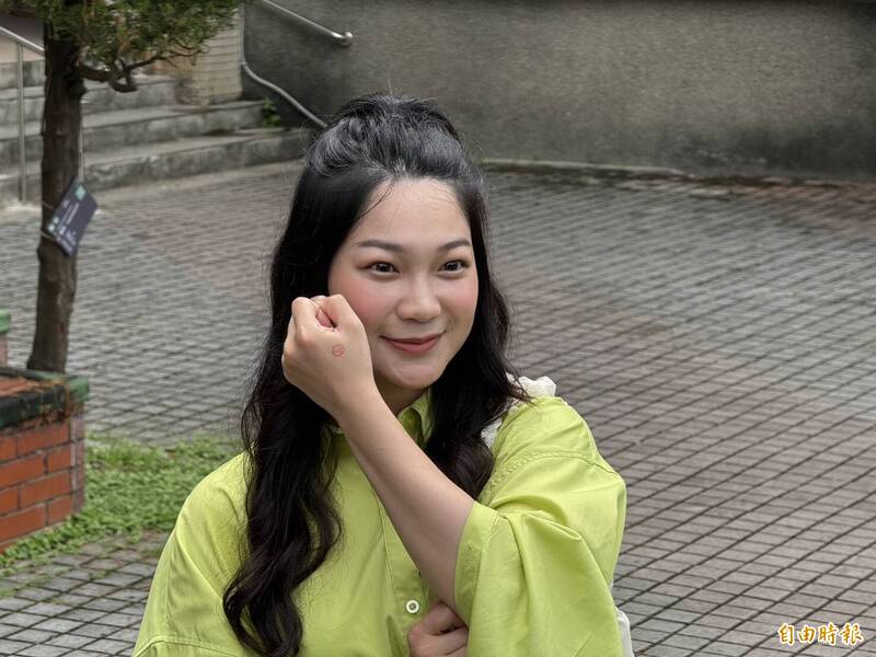 回母校投罷免票 「山除薇害」阿美笑稱國父是「最佳助選員」