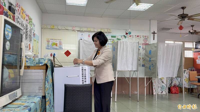 張麗善帶頭違法？投完票竟發文替丁學忠拉票