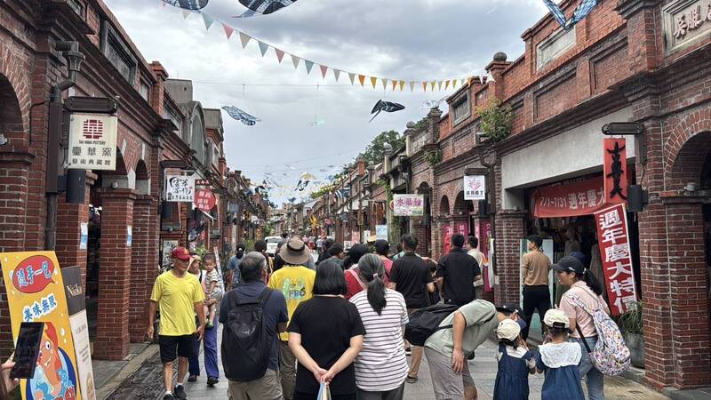 捷運三鶯線公共藝術活動起跑  8、9月還有2場免費半日遊