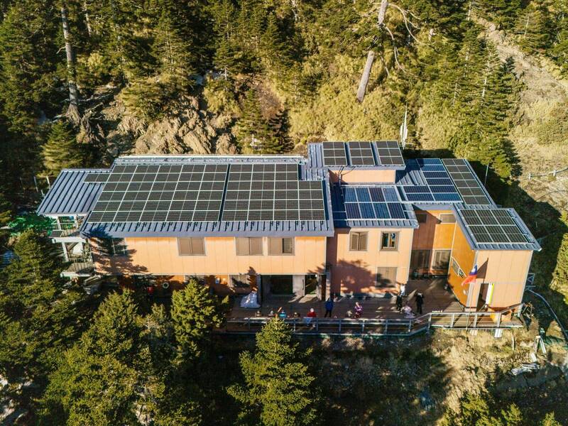 光電板大翻新！玉山排雲沒再用過發電機 有望增煮水電器