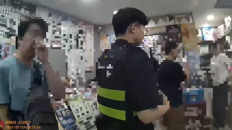 西門町「一番賞」又爆藏籤 警方到場店家才換籤筒讓人抽