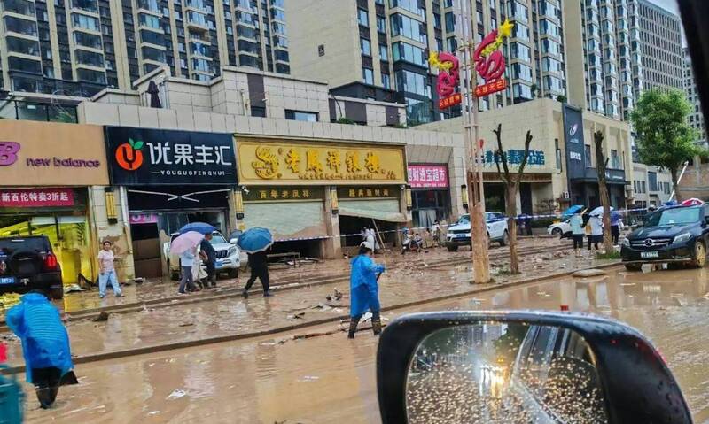 中國銀樓數千萬首飾被洪水沖走 有人竟帶探測儀尋寶