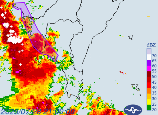 中央氣象署今晚9點13分對台南市、高雄市、屏東縣發布大雷雨即時訊息。（擷取自中央氣象署官網）