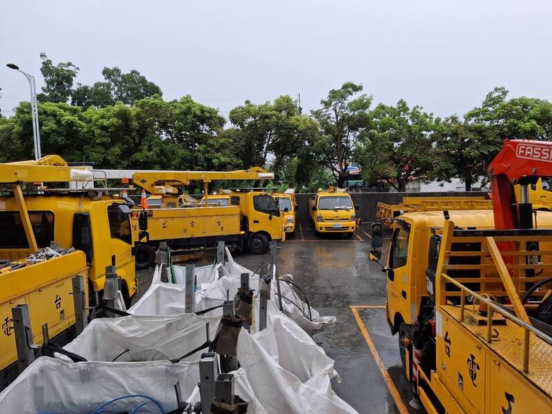 嚴防屏東豪雨雷擊造成停電 台電加強巡檢、259位搶修人員待命