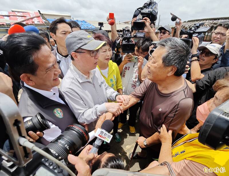 卓榮泰視察台南後壁災區 商家設備淹水可再補助1萬