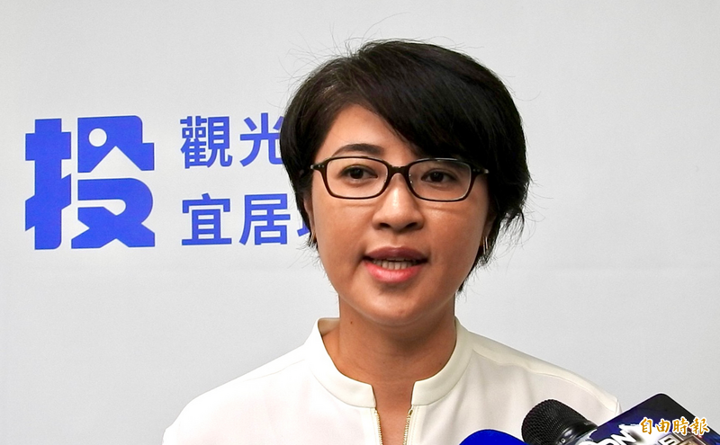 為保藍委許淑華籲823公投、罷免都投不同意 小草灌爆轟：過河拆橋！