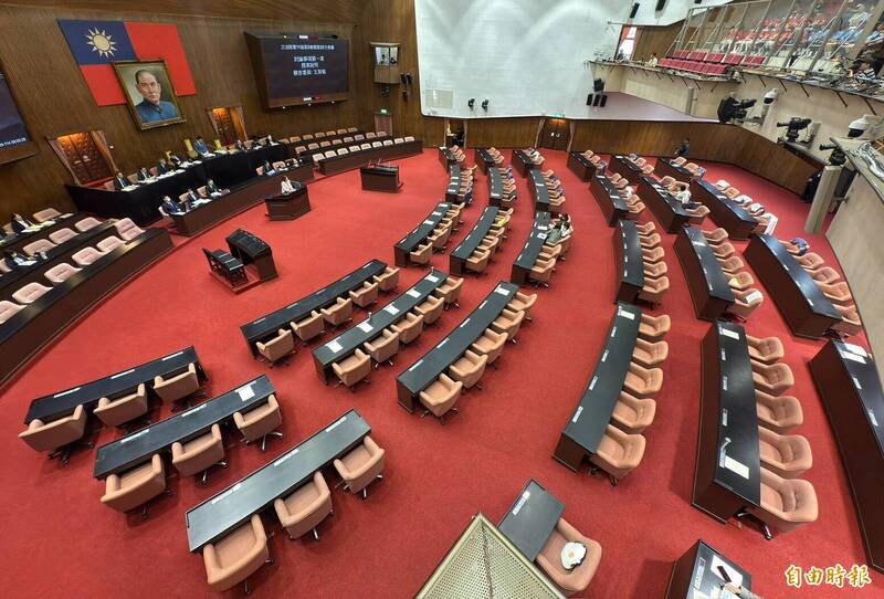 藍白提案要政院「立即給足」地方補助款 列8月1日院會議程