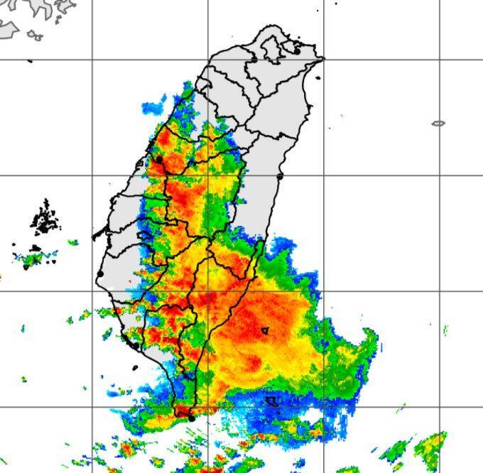氣象署發布「大雷雨即時訊息」 中南部8縣市慎防劇烈降雨