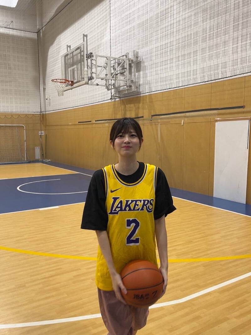 佐保里近日在全球爆紅。(圖擷自X) 佐保里近日在全球爆紅。(圖擷自X)