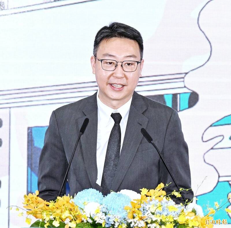 颱風丹娜絲重創中南部,交通部長陳世凱捐出1個月所得賑災。圖為陳世凱8月1日出席台灣美食展開幕活動。(記者方賓照攝) 颱風丹娜絲重創中南部,交通部長陳世凱捐出1個月所得賑災。圖為陳世凱8月1日出席台灣美食展開幕活動。(記者方賓照攝)
