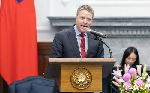 賴清德接見美智庫保衛民主基金會訪團,期盼深化台美戰略經貿夥伴關係。(總統府提供) 賴清德接見美智庫保衛民主基金會訪團,期盼深化台美戰略經貿夥伴關係。(總統府提供)