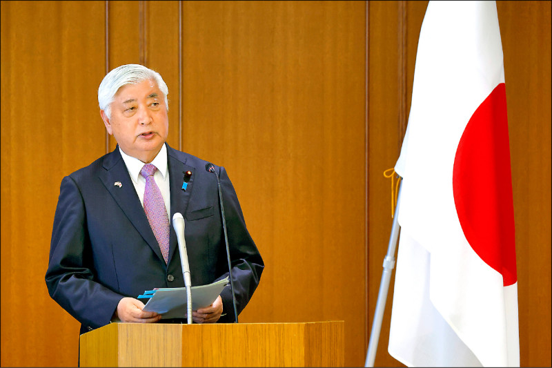 日本防衛大臣中谷元上月28日發布「太空領域防禦指南」後,中國外交部和國防部相繼透過發言人表示「強烈反對」。(彭博檔案照) 日本防衛大臣中谷元上月28日發布「太空領域防禦指南」後,中國外交部和國防部相繼透過發言人表示「強烈反對」。(彭博檔案照)