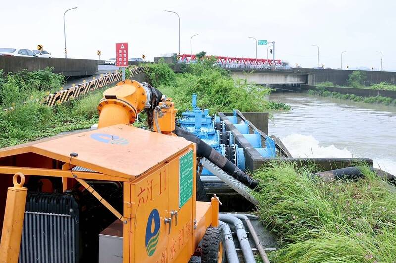 昨一度3小時234亳米狂雨台南安定今晨水已退