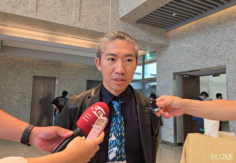 力挺大支創作 史書華：輿論戰早就開打