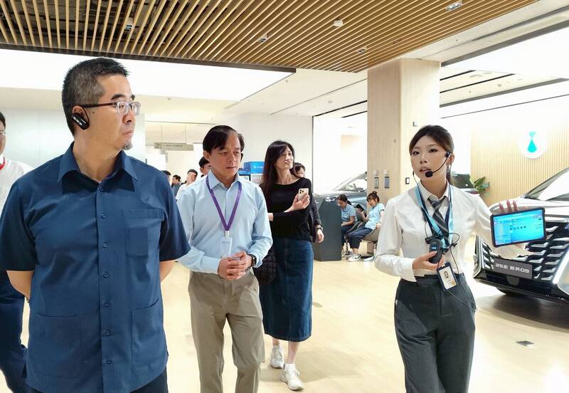 「大九學堂」參訪比亞迪 馬英九基金會：持續推動兩岸青年交流