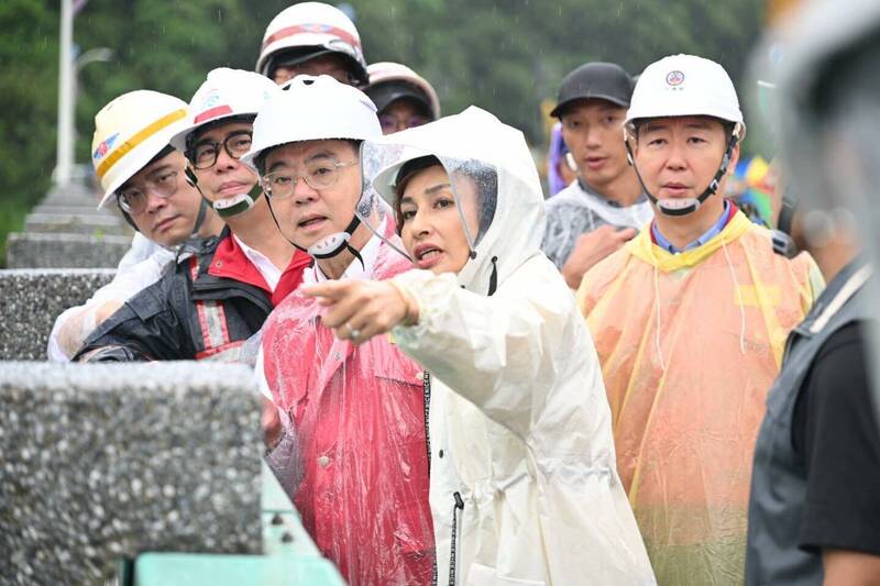 高雄山區豪雨網傳她出國 邱議瑩駁斥：散播謠言