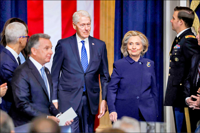 美眾院調查艾普斯坦案 傳喚柯林頓夫婦