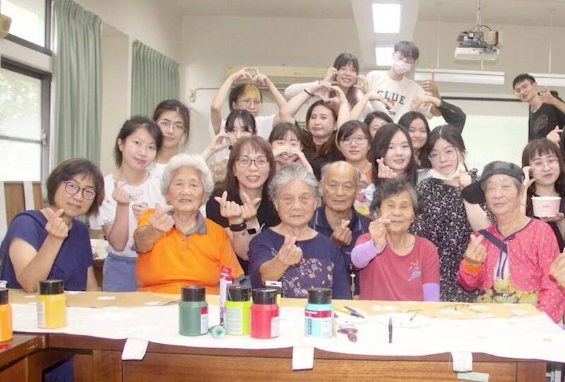 助壯世代圓大學夢 嘉大「第三人生大學」招生中