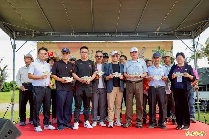 墾丁跨界攜手跨界，國家公園簽MOU推社區旅遊。（記者蔡宗憲攝）