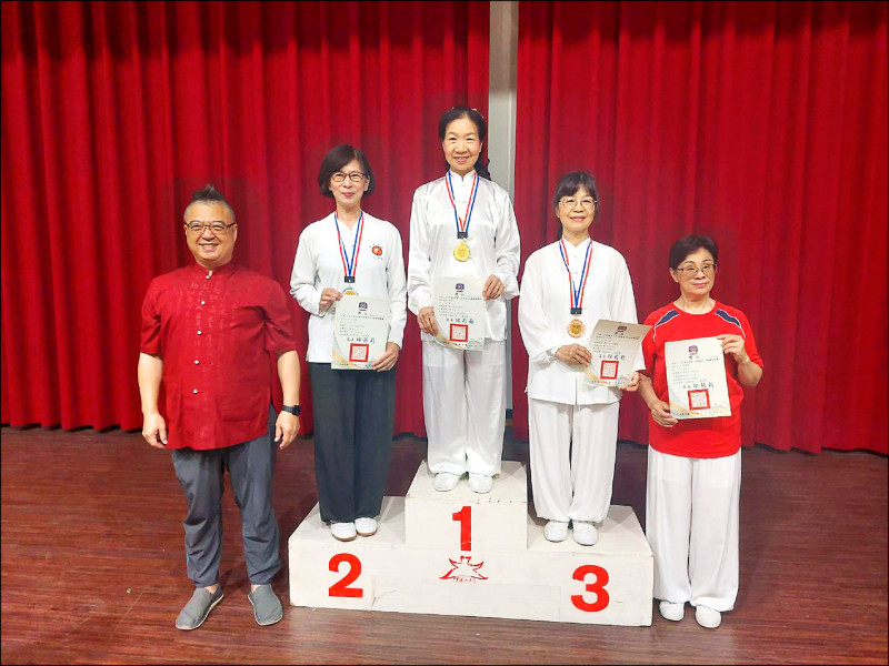 嘉義68歲嬤學太極拳、劍9年 凍齡20歲