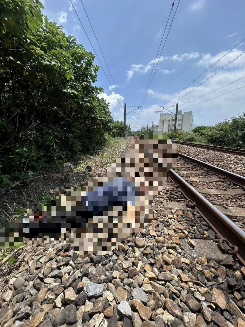 台鐵驚傳闖鐵軌遭撞身首分離！竹南至苗栗單線通行、列車延誤