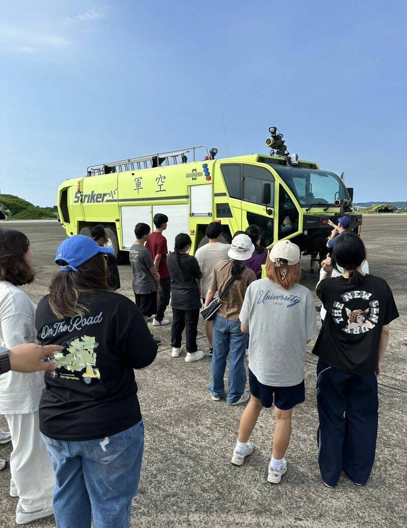 竹縣府攜手空軍推動職業參訪 助青年探索職涯邁向脫貧之路