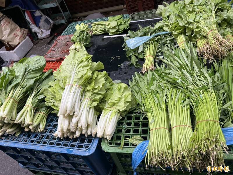 小白菜一把70元買不下手！ 西螺果菜市場菜價創歷史新高