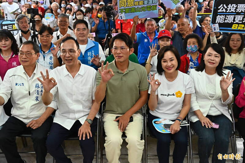 美關稅公布當晚吃大餐？藍白主席開砲郭智輝「心態還是郭董事長、郭大老闆」
