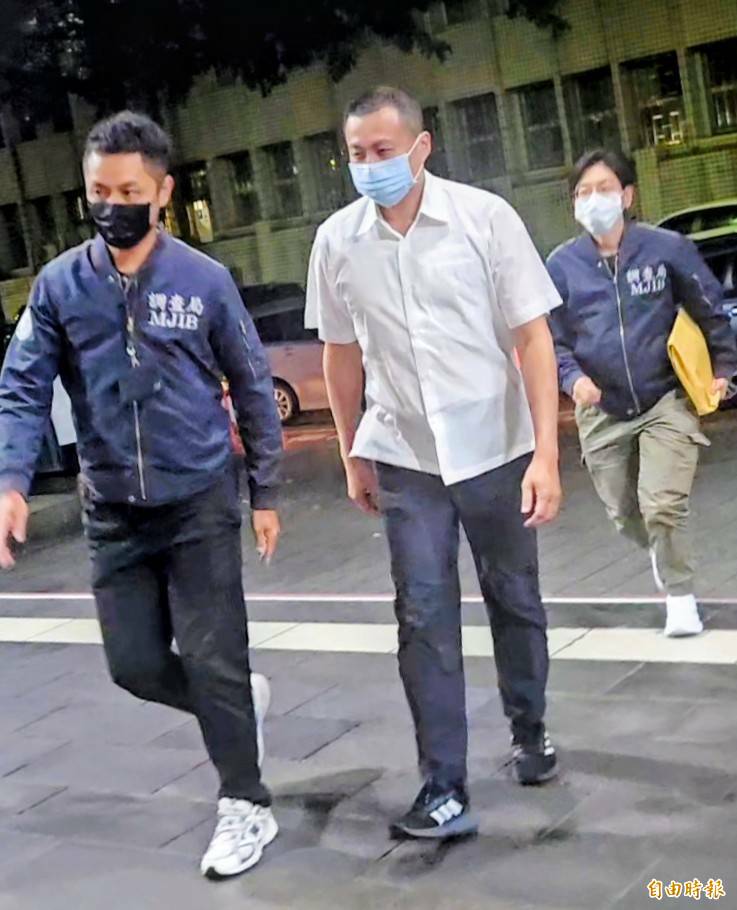 驚爆捐破案獎金當公積金  北市文山一分局偵查隊長陳俊銘北檢複訊