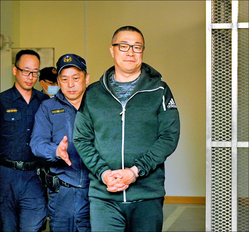 兩度強吻鍾沛君 已入獄7個月／只願賠鍾10萬 朱學恒判賠35萬確定