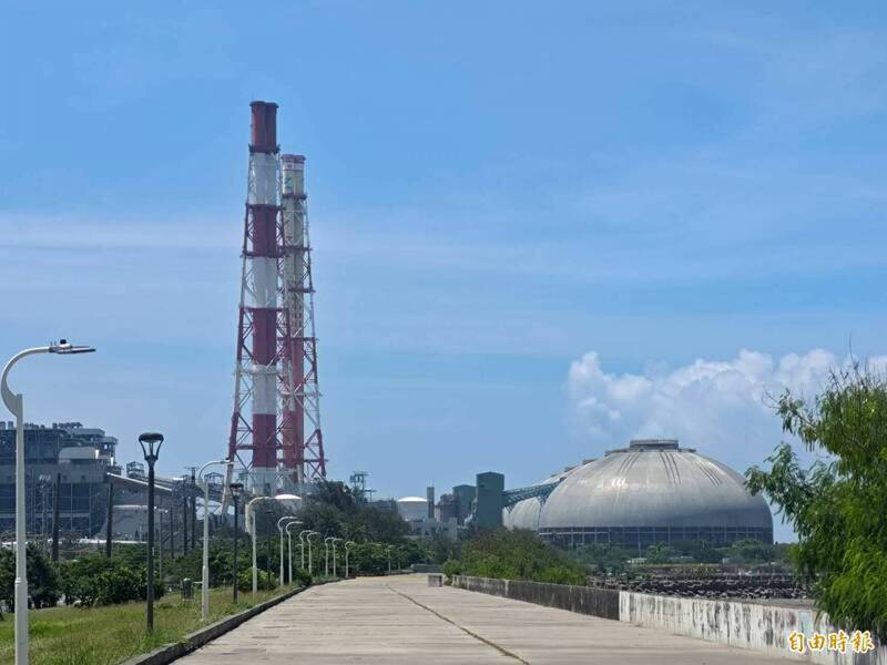 興達電廠停機仍續購備存煤炭 審計部示警恐有自燃風險