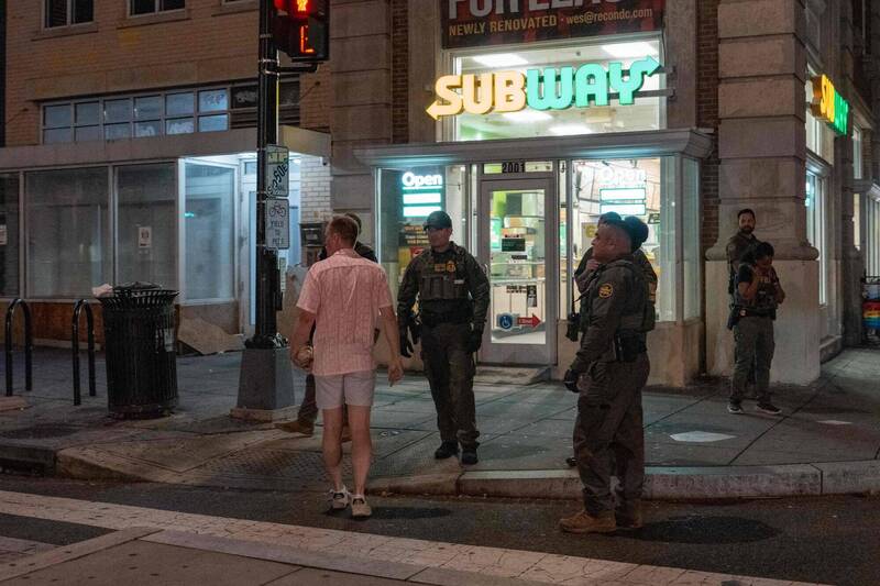 美國男朝聯邦特工怒丟三明治拔腿就跑  被依重罪起訴