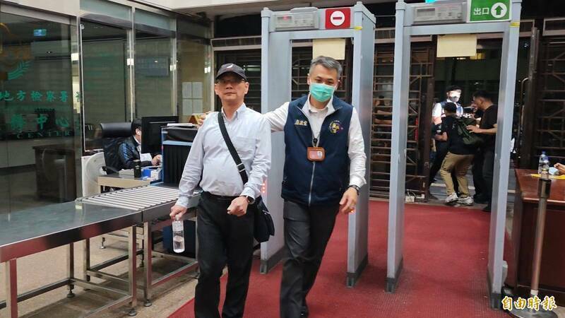220萬賄款藏天花板！核二廠長曾文煌、林口發電廠長朱允中涉貪起訴