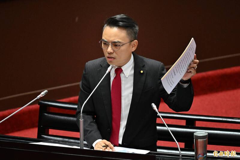 車手炫耀詐騙300萬僅賠7千 法務部擬修法加重處罰