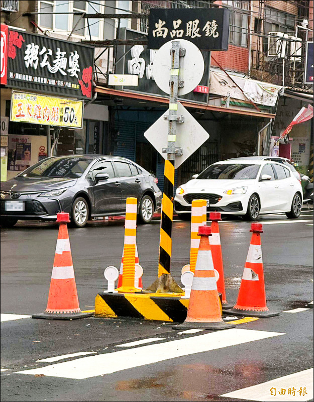 4個月遭撞7次！彰市彰南路庇護島 設反光桿保護
