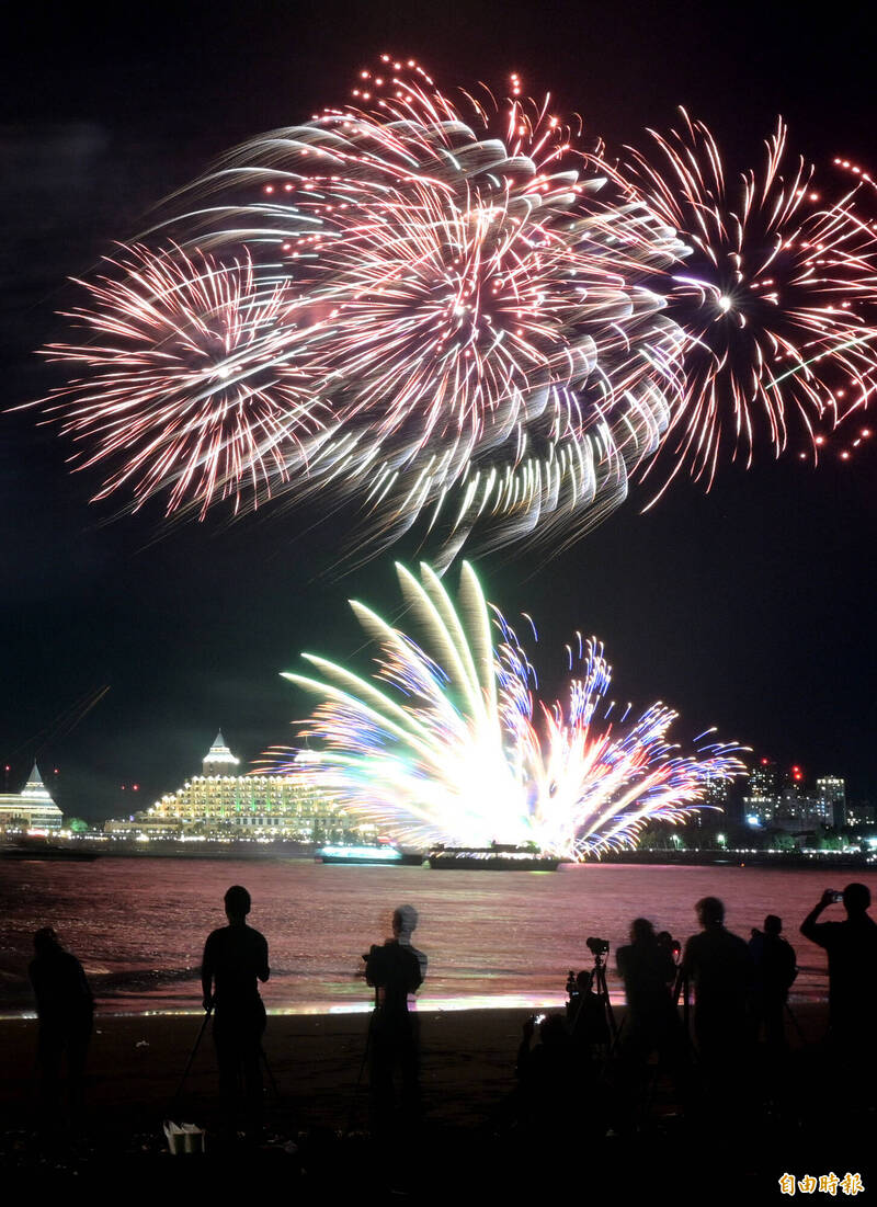 Esme la chapina desnuda - nkmc.sk