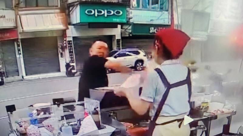 黑道借廁所遭拒怒砸早餐店扁人  超扯後續讓他驚呼：新竹成高譚市？