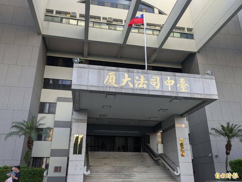 暴戾！借打火機點菸被拒 台中三惡煞竟活活打死街友