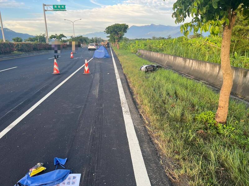 花蓮縣台11丙線東華大橋南下方向今（20）日清晨5點發生一起死亡車禍。（民眾提供）