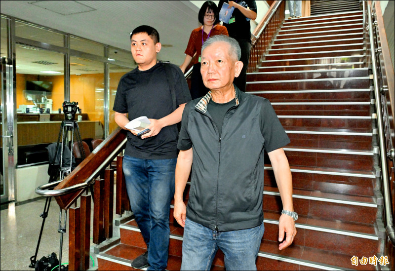 京華城弊案》陳盈助親信邱清章證稱 柯辦公室收300萬現金