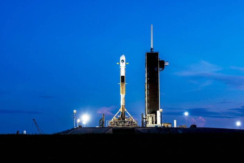 SpaceX火箭順利升空 搭載美軍X-37B太空飛機