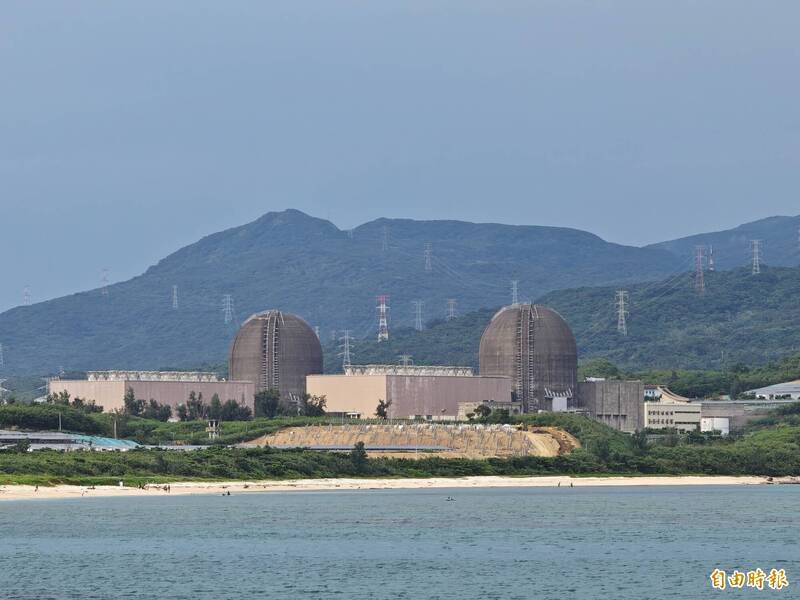 核三大修2天後工程師疑過勞猝死廠區  遺屬：公投再度割開傷疤