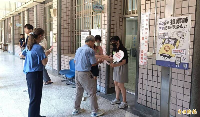 核三延役公投高雄投票率僅27％ 3區最支持