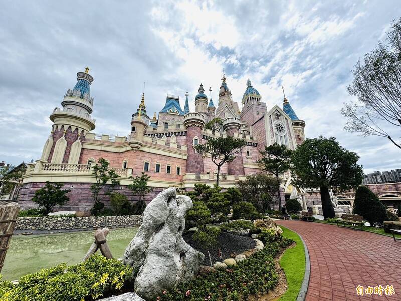 位於嘉義縣大埔美產業園區的歐樂沃築夢城堡。（記者蔡宗勳攝）