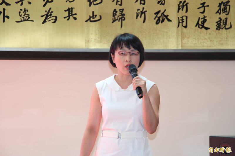 不願家郷山谷在沉默中死去 客家妹檢察官彭郁清辦棄土案當世紀大案來辦