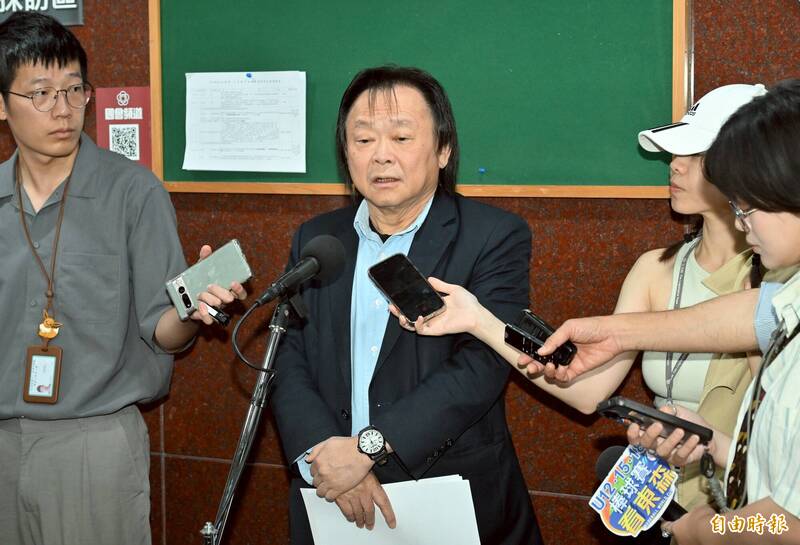 喊話柯建銘「知所進退」！ 王世堅：別「謝謝指教」要「謝謝收看」