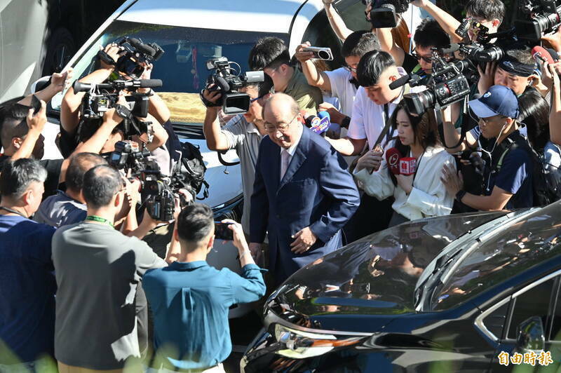 揭柯建銘卸任總召「2時間點」 林俊憲：應讓柯自己決定