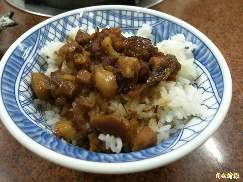 滷肉飯店設200元低消爆紅！才隔一個月公告宣布「結束營業」