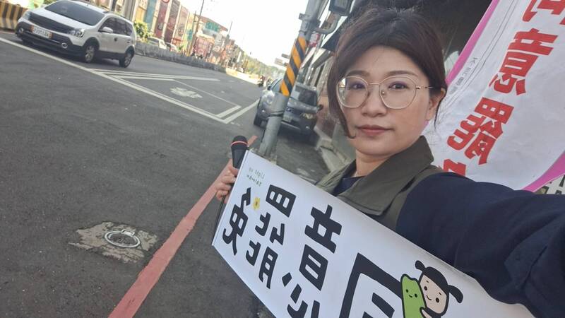 3歲截肢前議員余筱菁遭諷「拿著輔具演戲」 周軒轟人身攻擊不會比較厲害